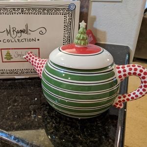 Simply Christmas Teapot